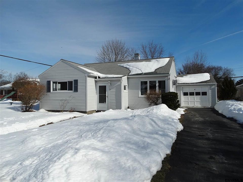 1st image of 7 Keeler Dr