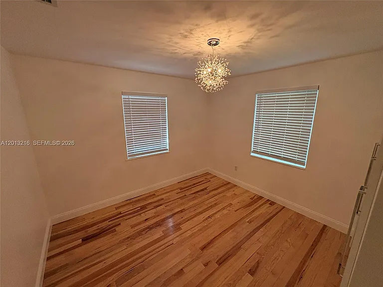 250 SW 19th Rd — Photo 12