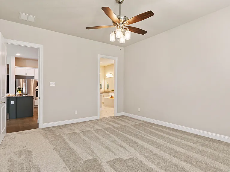 4129 Angelina Dr — Photo 13