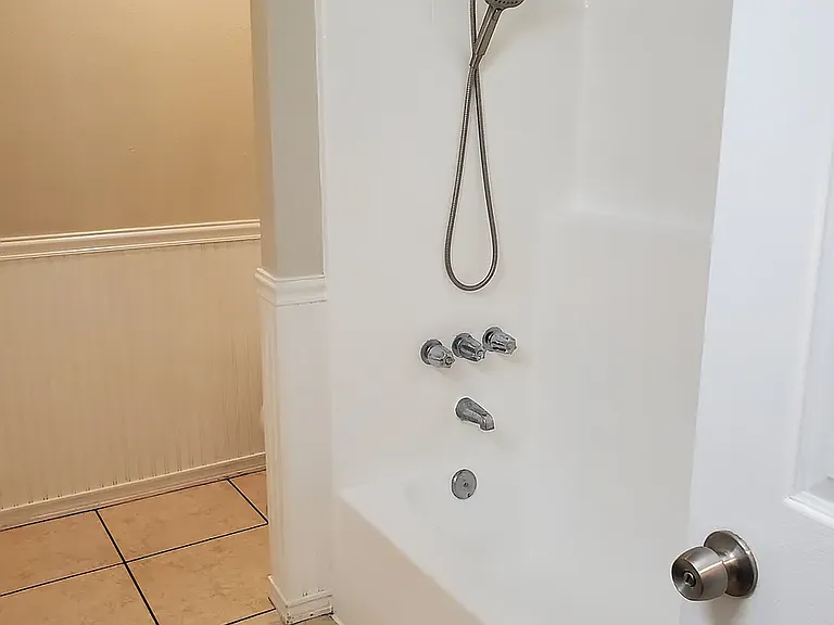 1250 Hillandale Ave — Photo 12