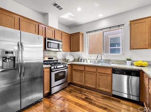 5th image of 1511 Mission Ln