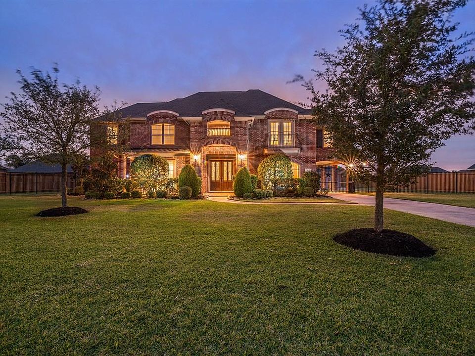 1st image of 1813 Lake Landing Dr