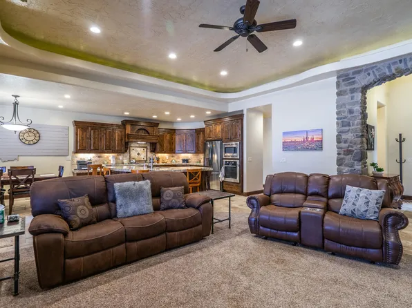 2732 S 4010 W, Hurricane, UT 84737