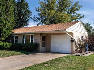 501 Robbins Dr, Rapid City, SD 57701
