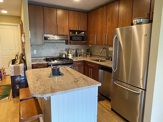 Rented by Owner | media 12