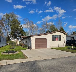 1792 Meadowlark Ln, Smiths Creek, MI, 48074