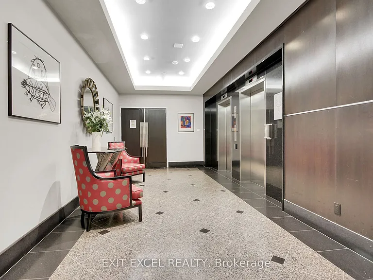 700 Sussex Dr #309 — Photo 5
