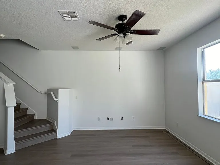 3659 Soaring Ln — Photo 10