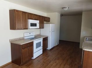 1401 Cedar St, New London, WI 54961