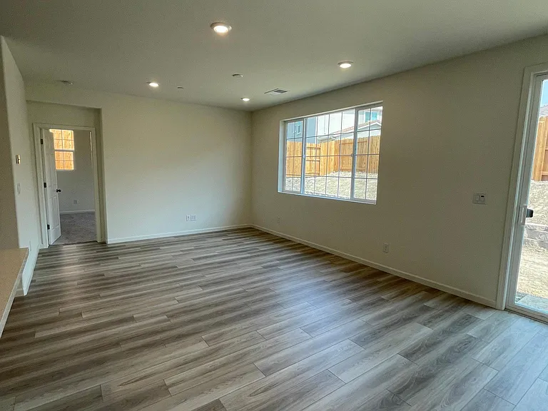 3218 Dragonfly Way — Photo 9
