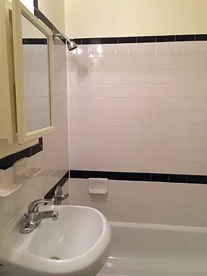 Rented by Nilou & Associates Realty Corp.  | media 4