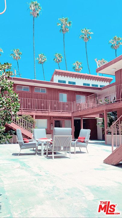 1st image of 220 Bay St APT 203
