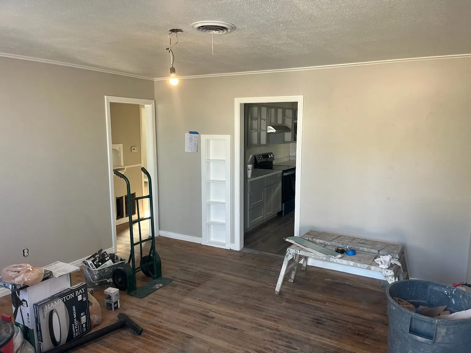 3 bed, 1064 sqft, $1,200 — Photo 3