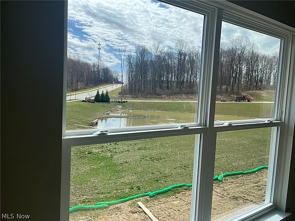 4th image of 3531 Alder Ave