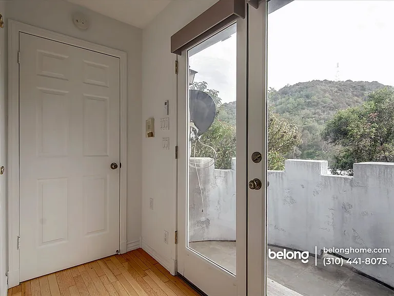 8527 Wonderland Ave — Photo 45