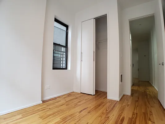 Rented by Keller Williams NYC | media 23