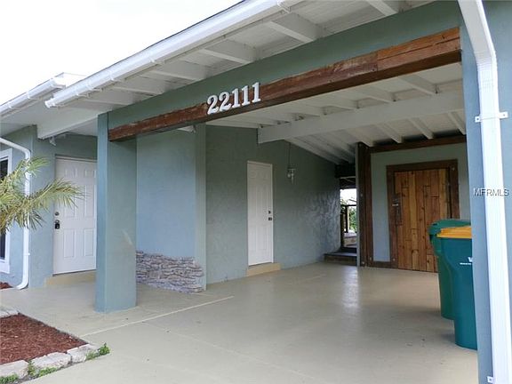 3rd image of 22111 Laramore Ave