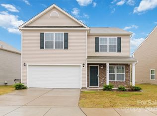 2147 Eastway Dr, Dallas, NC 28034