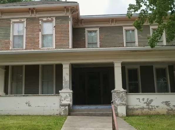 1903 S Main St, Hopkinsville, KY 42240