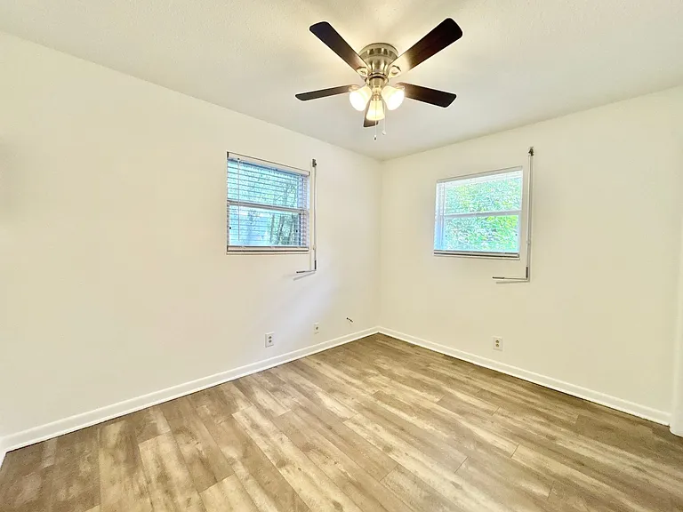 3460 Rothschild Dr — Photo 12