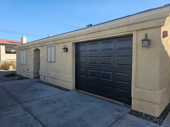2215 Sandwood Dr #102, Lake Havasu City, AZ 86403