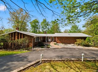 89 W Ridge Rd, Warwick, NY 10990