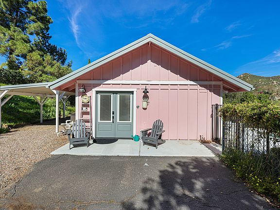 2nd image of 2113 Sleepy Hollow Rd