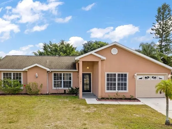 10721 Figtree Ct, Lehigh Acres, FL 33936