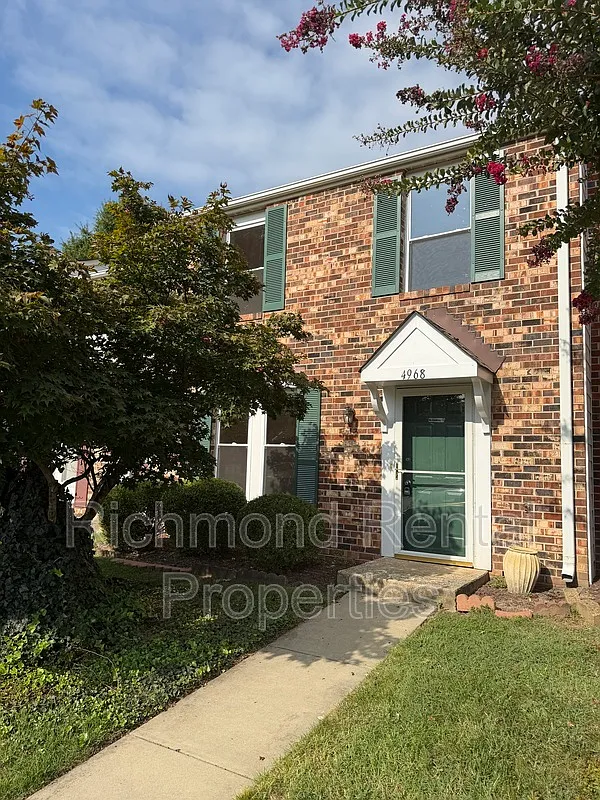 3 bed, 1.5 bath, 1120 sqft, $1,895 — Photo 1