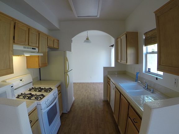 3rd image of 1452 Morro Creek St