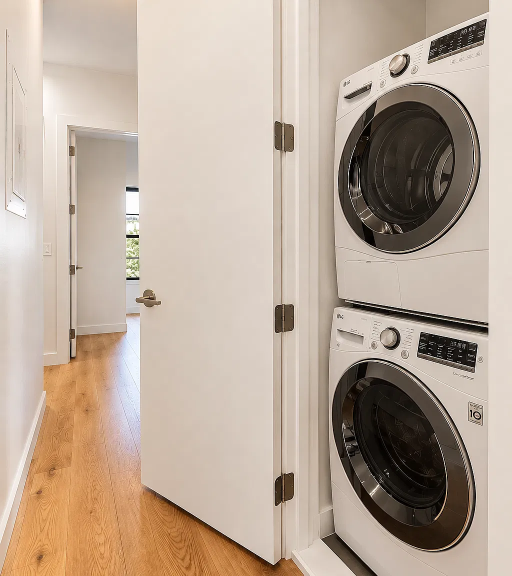 915 Saint Johns Pl — Photo 1