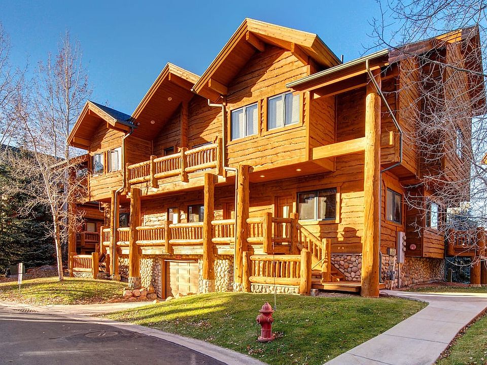 Gorgeous cabin townhome