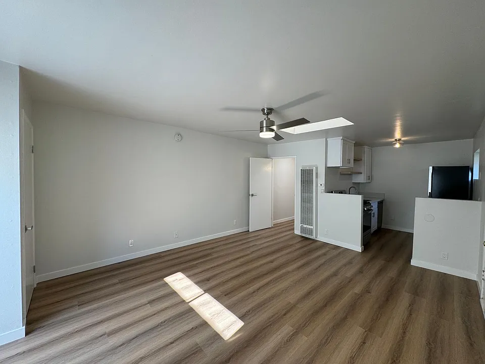 515 Santa Clara Ave
