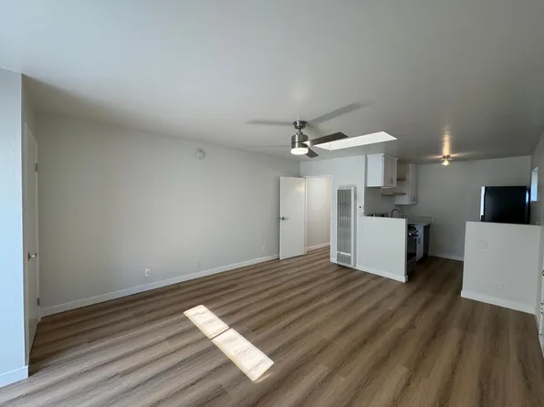 515 Santa Clara Ave, Venice, CA 90291