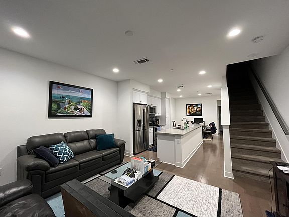 5th image of 1250 Edmonson Way