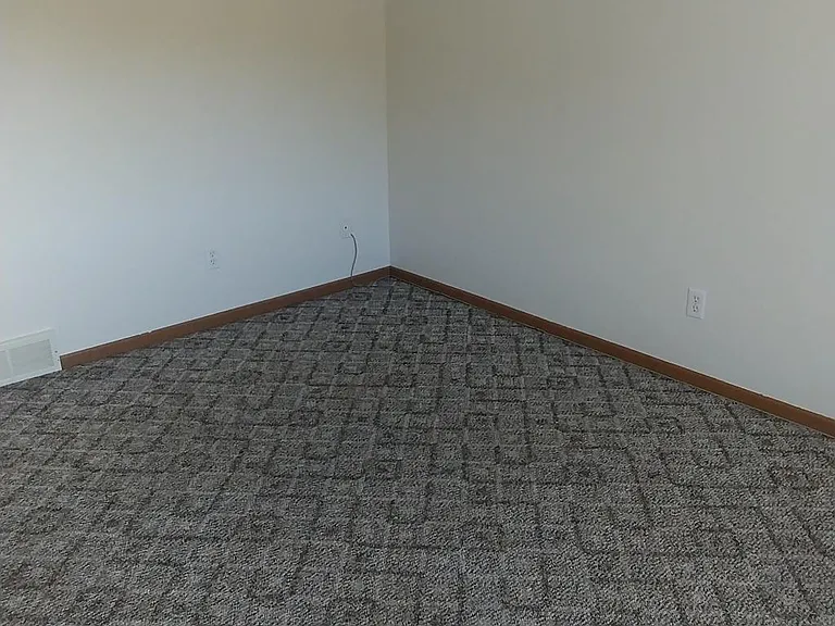 408 Clay St — Photo 7