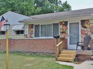 301 W Yale Ave, Pontiac, MI 48340