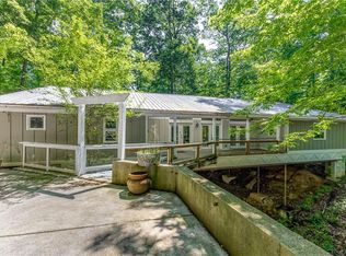 6567 Tahiti Way, Flowery Branch, GA 30542