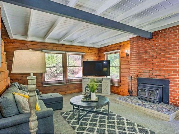 5th image of 42036 Tollhouse Road