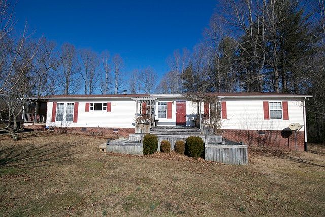 1st image of 147 Largo Ln