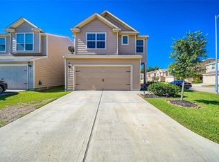 17151 Sugar Crystal Dr, Houston, TX 77090