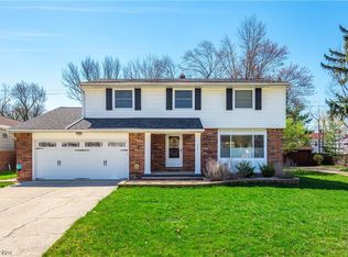 9611 Elsmere Dr, Parma, OH 44130