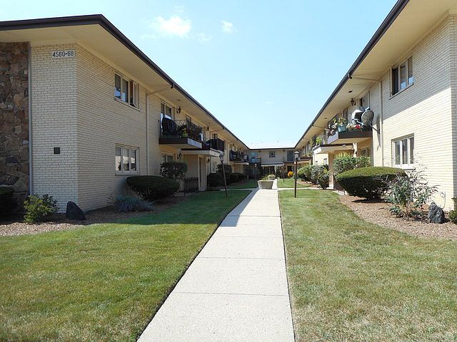 1st image of 4564 N Milwaukee Ave APT 206B