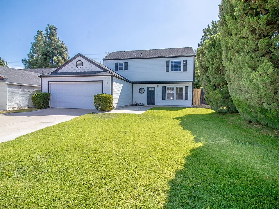 932 Oak Glen Ln