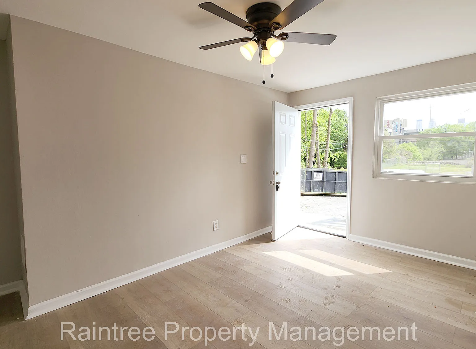 2 bed, 800 sqft, $1,250 — Photo 2
