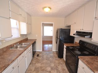 1120 Evans Dr, Riverdale, GA 30296
