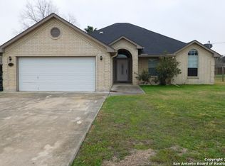 8412 Bluffside Blvd, Selma, TX 78154