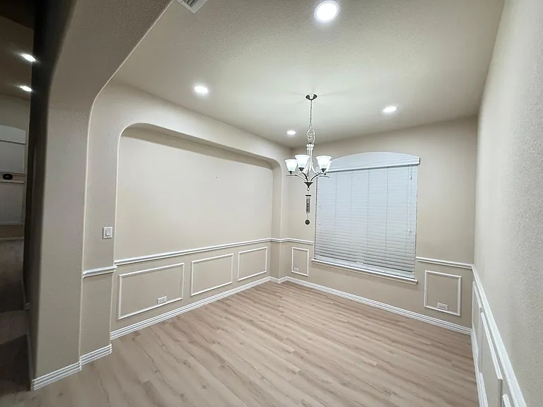 6112 Eldridge Ln — Photo 12