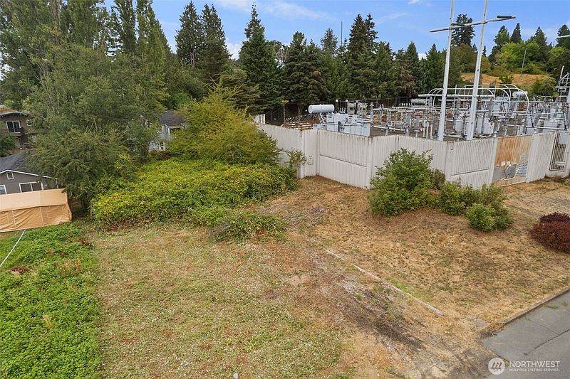 4th image of 5150 S Bangor Street