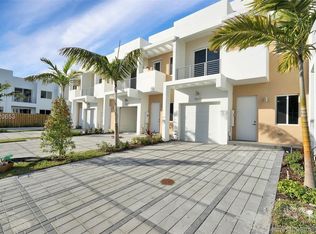 10273 NW 72nd Ter, Doral, FL 33178